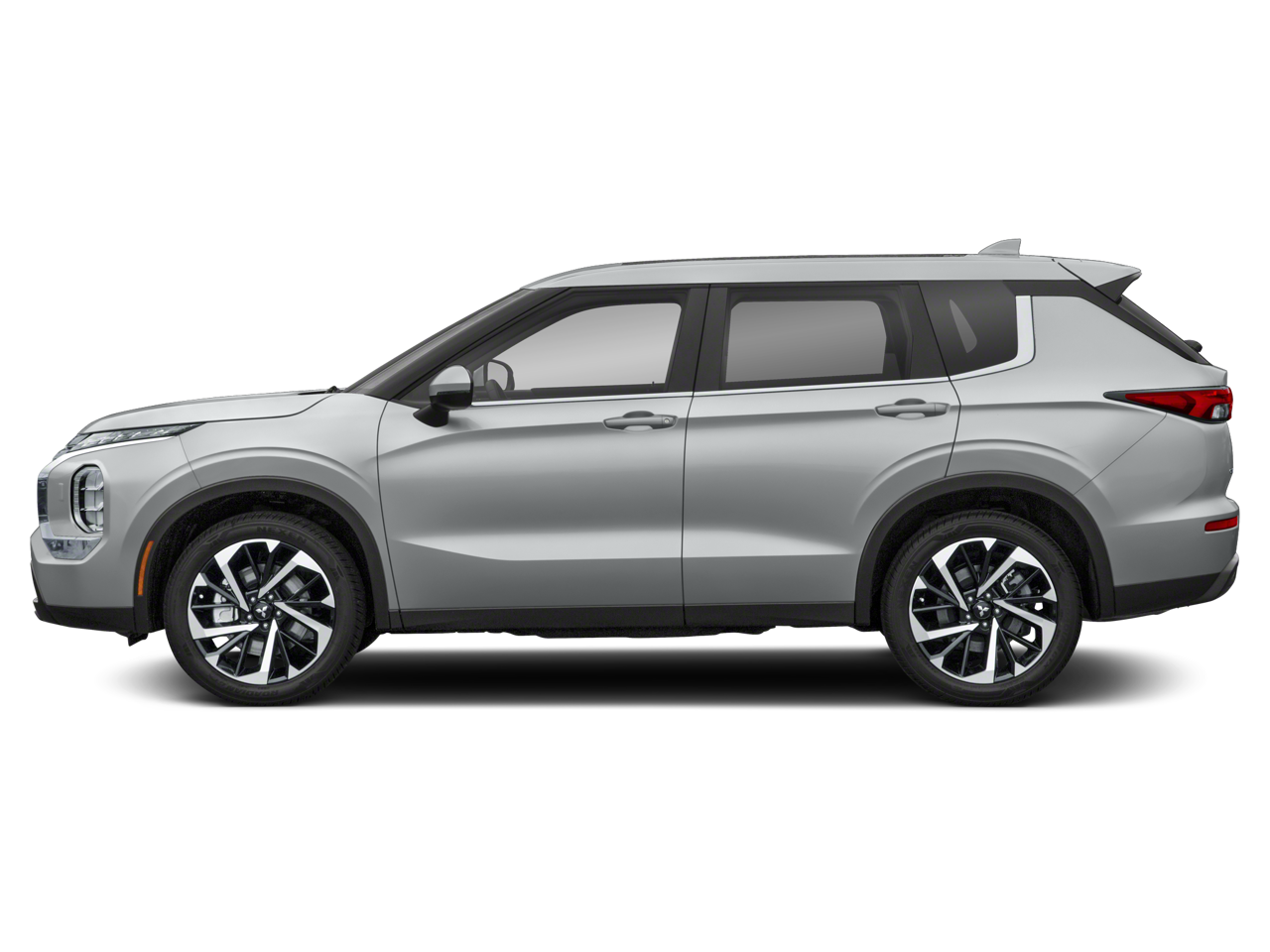 2024 Mitsubishi Outlander ES photo 3
